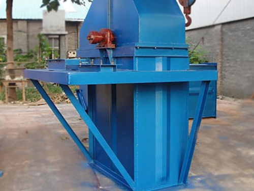 TD型皮带斗式提升机